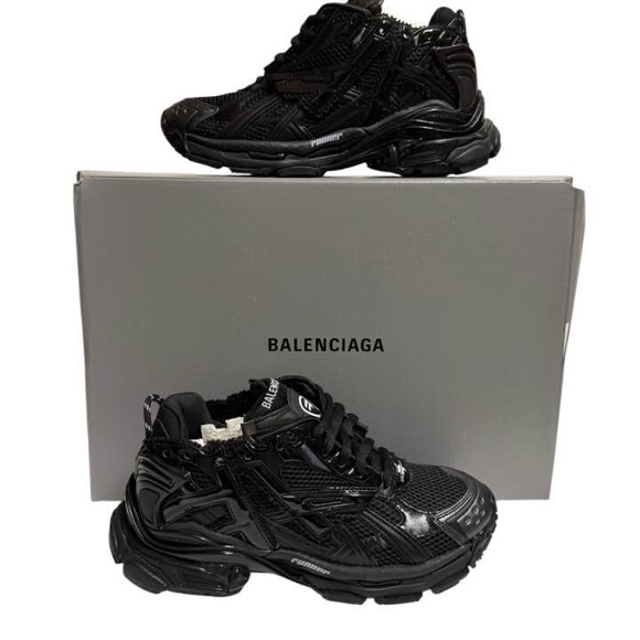 Balenciaga Runner Track Sneakers Low Black Size 9 - Picture 3 of 11